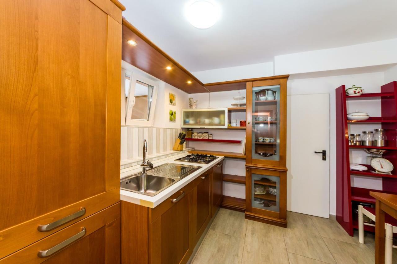 Appartamento Mihael Zara Esterno foto
